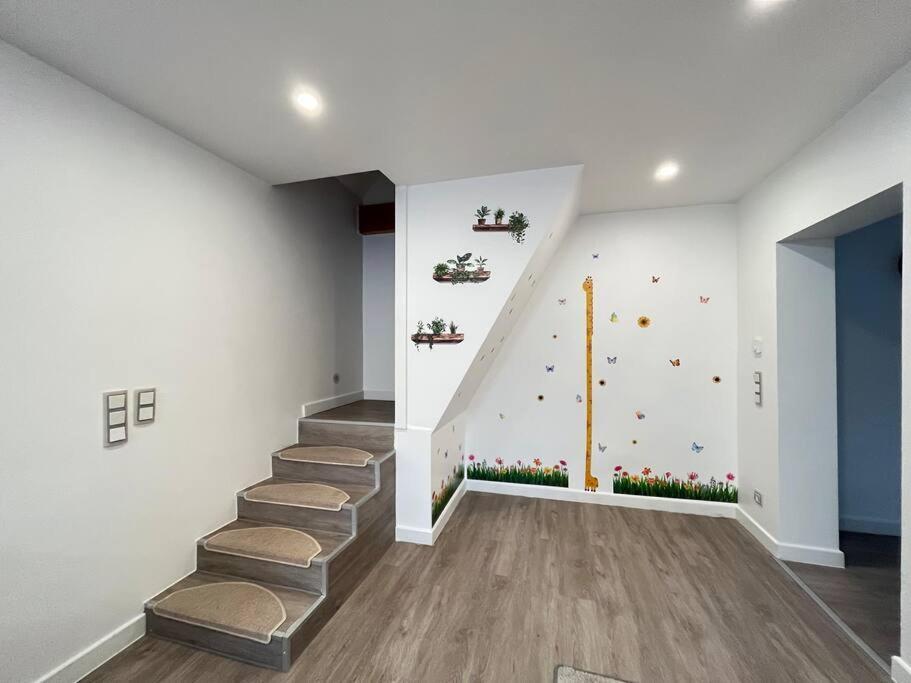 Noah's House - Messe And Airport Villa *