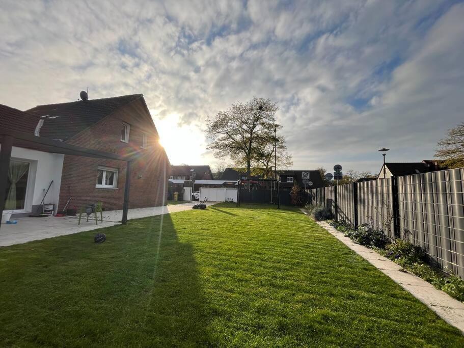 Noah's House - Messe And Airport *